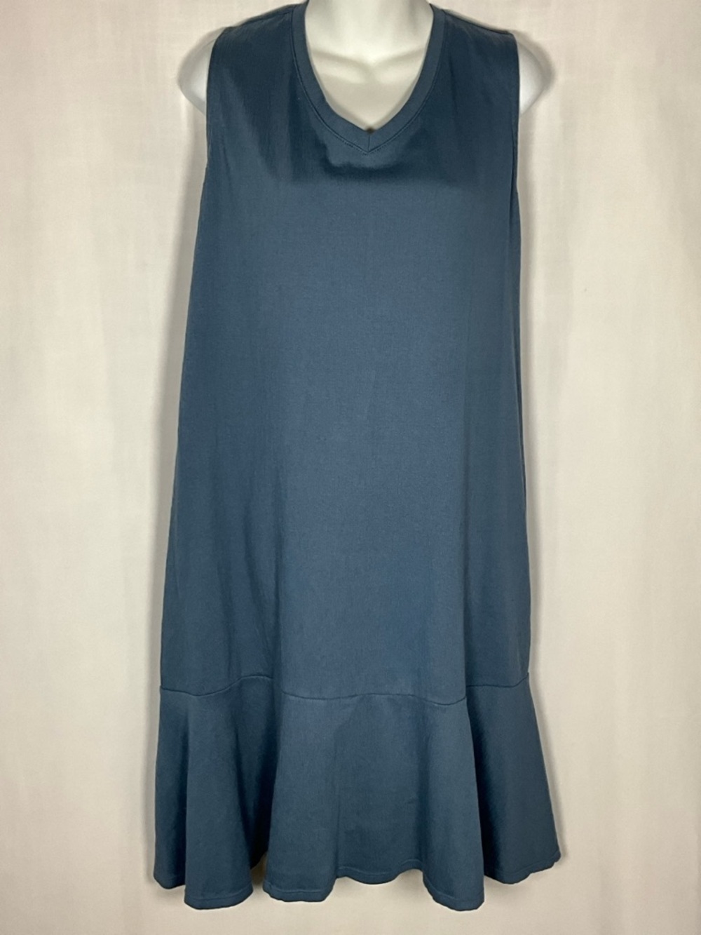 Cuddl Duds Soft Ribbed V-Neck Top in Gray